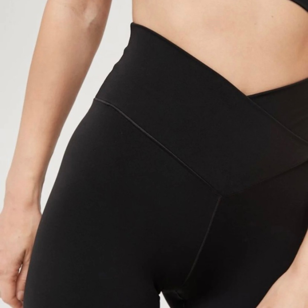 Aerie Tik Tok Crossover Leggings